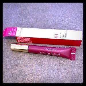 Clarins 04 velvet lip protector: velvet raspberry